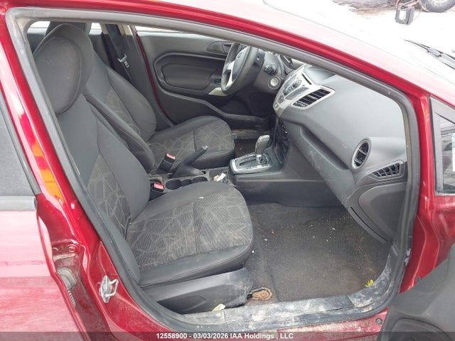 2013 Ford Fiesta Se მანქანა იყიდება აუქციონზე, vin: 3FADP4EJ3DM113049, აუქციონის ნომერი: 12558900