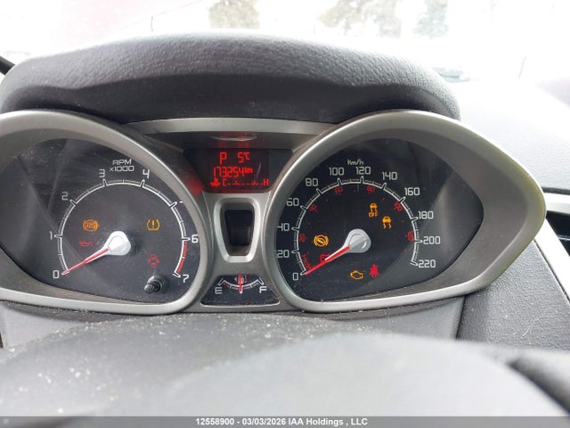 2013 Ford Fiesta Se მანქანა იყიდება აუქციონზე, vin: 3FADP4EJ3DM113049, აუქციონის ნომერი: 12558900