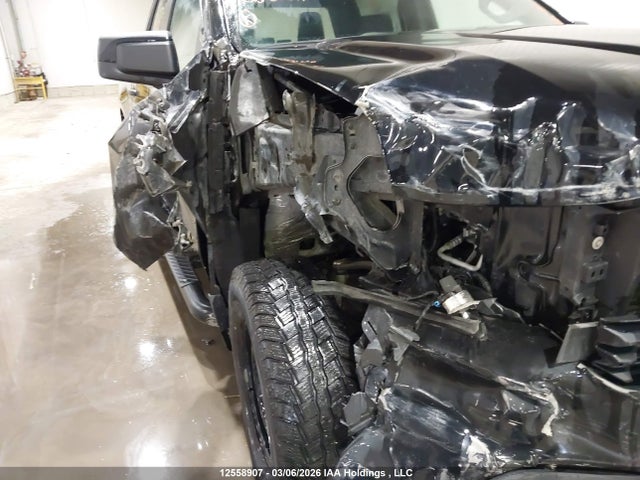Продаж на аукціоні авто 2021 Chevrolet Silverado 1500 Custom, vin: 1GCUYBEF2MZ421108, номер лоту: 12558907