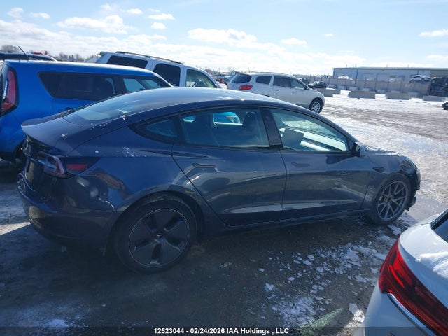 5YJ3E1EA4NF334255 Tesla Model 3 Rwd/standard Range
