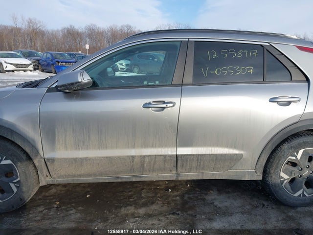 12558917 :رقم المزاد ، KNDCR3L15P5055307 vin ، 2023 Kia Niro Ev Premium/premium+ مزاد بيع