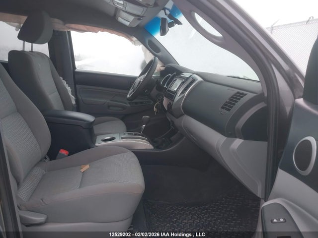 5TFMU4FN7FX026997 Toyota Tacoma V6