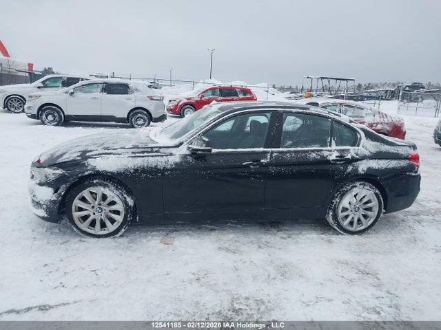 WBA8A3C59HK691616 BMW 320i Xdrive