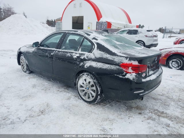WBA8A3C59HK691616 BMW 320i Xdrive