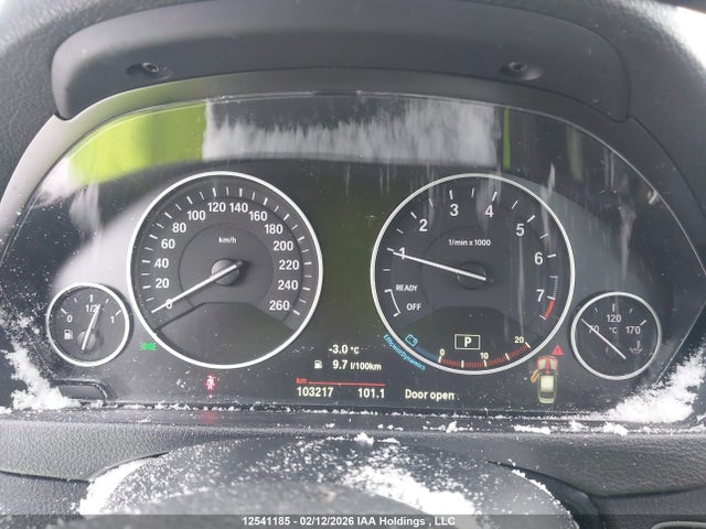 WBA8A3C59HK691616 BMW 320i Xdrive