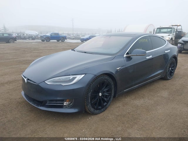 Продажа на аукционе авто 2016 Tesla Model S, vin: 5YJSA1E27GF175993, номер лота: 12558975