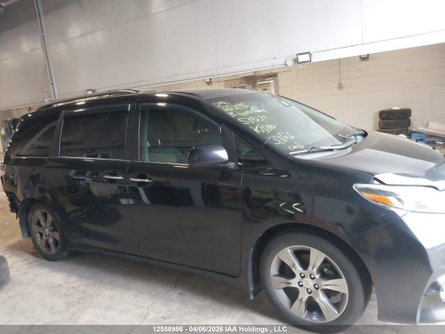 5TDXK3DC1FS539277 Toyota Sienna Sport
