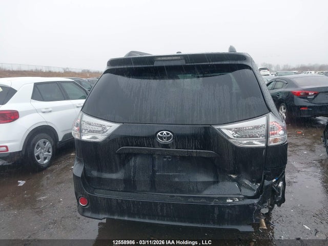 5TDXK3DC1FS539277 Toyota Sienna Sport
