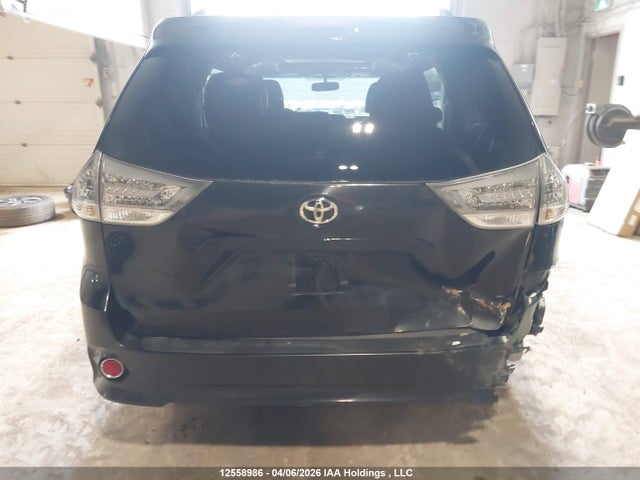5TDXK3DC1FS539277 Toyota Sienna Sport