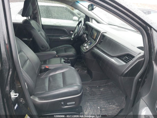 5TDXK3DC1FS539277 Toyota Sienna Sport