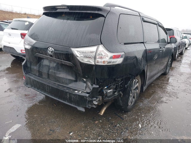 5TDXK3DC1FS539277 Toyota Sienna Sport