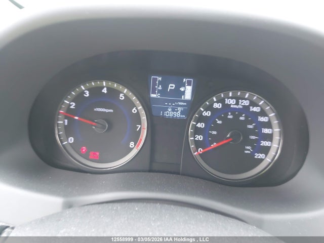 KMHCT4AE8GU042260 Hyundai ACCENT SE