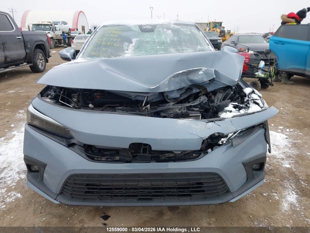 2HGFE1F98NH002882 Honda Civic Touring
