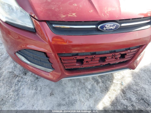 1FMCU9GX9GUC69511 Ford ESCAPE SE