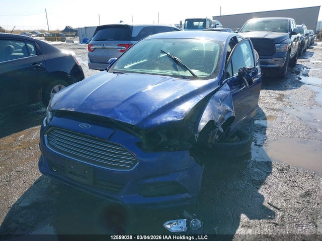 2013 Ford Fusion მანქანა იყიდება აუქციონზე, vin: 3FA6P0HRXDR223747, აუქციონის ნომერი: 12559038