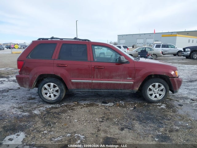 2008 Jeep Grand Cherokee Laredo მანქანა იყიდება აუქციონზე, vin: 1J8HR48MX8C518739, აუქციონის ნომერი: 12559056
