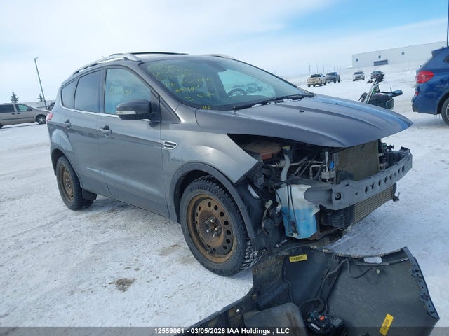 2013 Ford Escape Titanium მანქანა იყიდება აუქციონზე, vin: 1FMCU9J93DUB31808, აუქციონის ნომერი: 12559061
