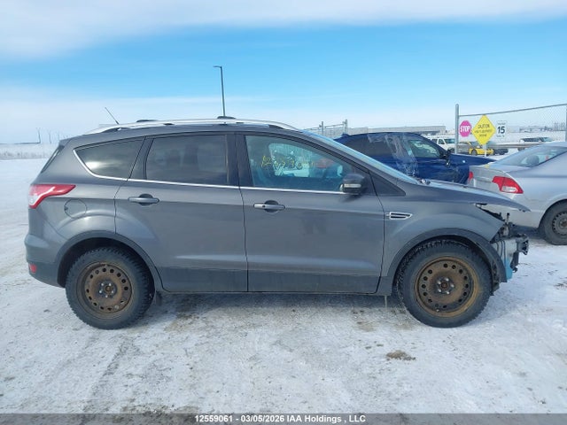 2013 Ford Escape Titanium მანქანა იყიდება აუქციონზე, vin: 1FMCU9J93DUB31808, აუქციონის ნომერი: 12559061