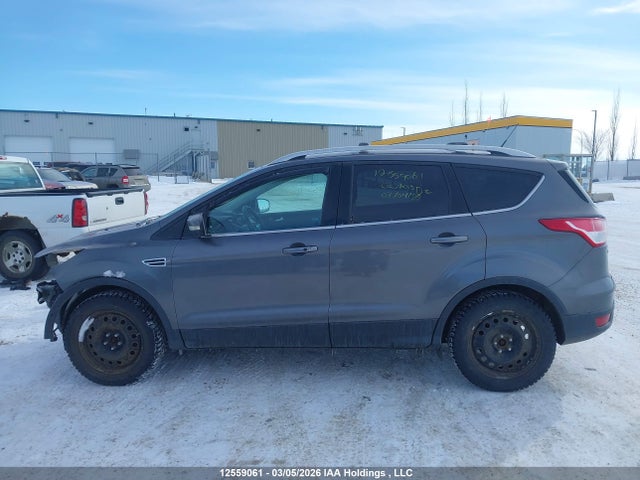 2013 Ford Escape Titanium მანქანა იყიდება აუქციონზე, vin: 1FMCU9J93DUB31808, აუქციონის ნომერი: 12559061