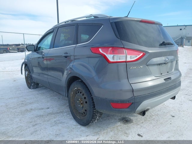 2013 Ford Escape Titanium მანქანა იყიდება აუქციონზე, vin: 1FMCU9J93DUB31808, აუქციონის ნომერი: 12559061