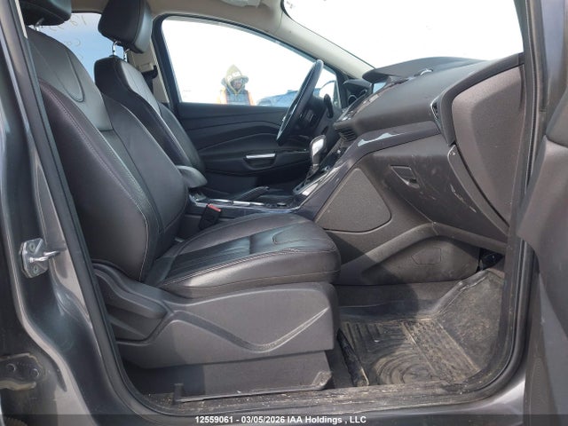 2013 Ford Escape Titanium მანქანა იყიდება აუქციონზე, vin: 1FMCU9J93DUB31808, აუქციონის ნომერი: 12559061