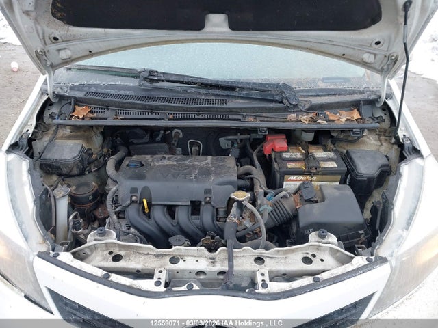 Toyota YARIS LE 2014 VNKKTUD3XEA014394 Image 10