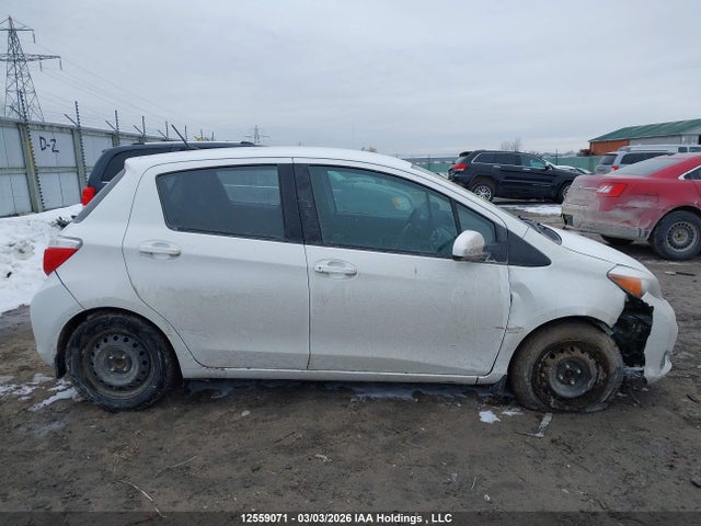 Toyota YARIS LE 2014 VNKKTUD3XEA014394 Image 13