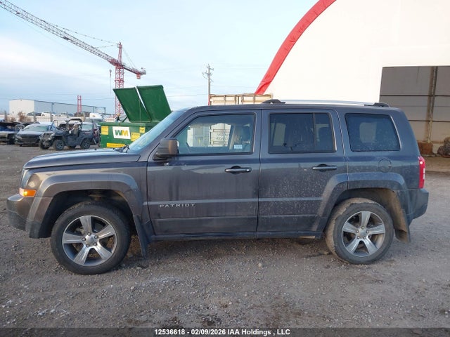 1C4NJRAB3GD740894 Jeep Patriot Sport/north