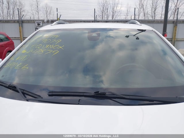2GNAXVEX2L6247879 Chevrolet EQUINOX LT