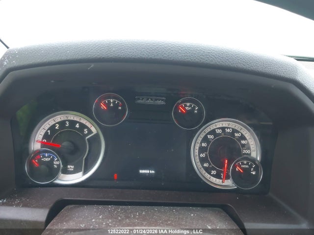 1C6RR7GM1ES329162 RAM 1500 Slt