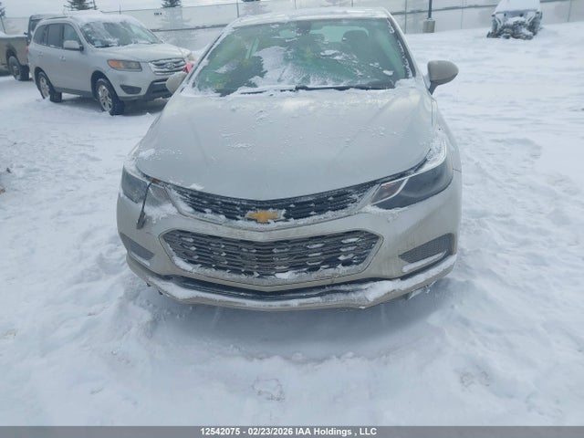 1G1BE5SM7J7222561 Chevrolet Cruze Lt Auto