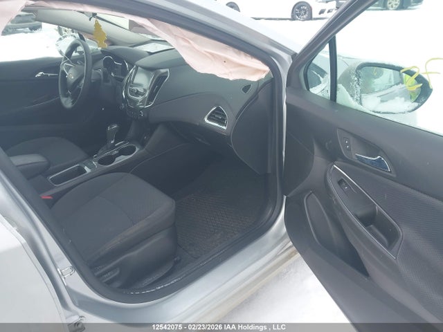 1G1BE5SM7J7222561 Chevrolet Cruze Lt Auto
