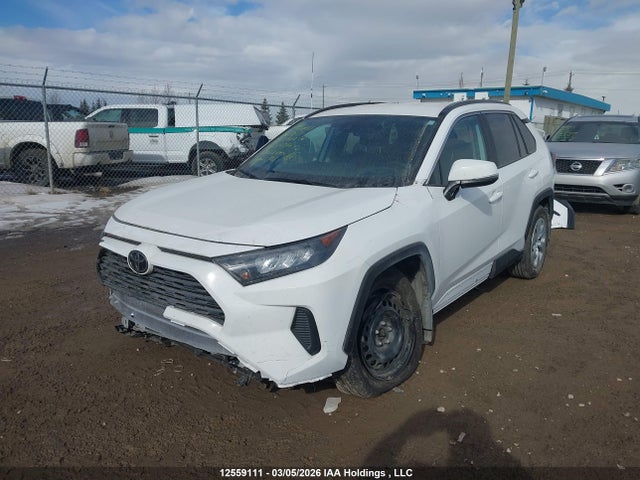 2T3B1RFV4MC184746 Toyota RAV4 LE