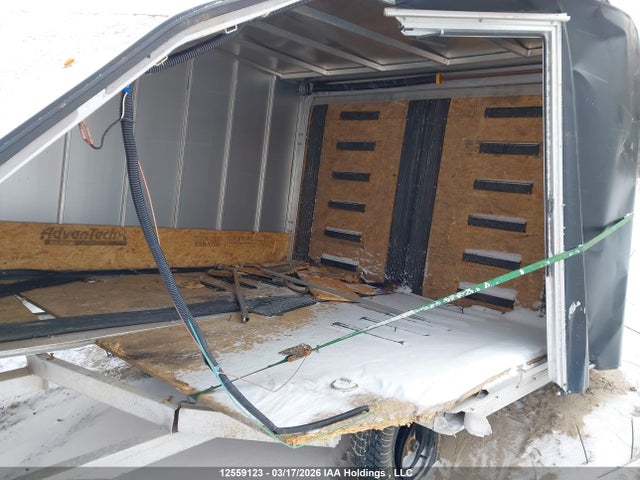 5WFBF1217FW052422 Sno Pro Trailer