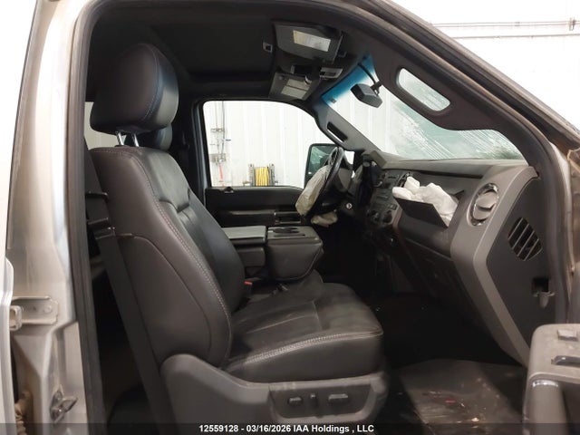 12559128 :رقم المزاد ، 1FT8W3BT3BEC59727 vin ، 2011 Ford F-350 Lariat مزاد بيع