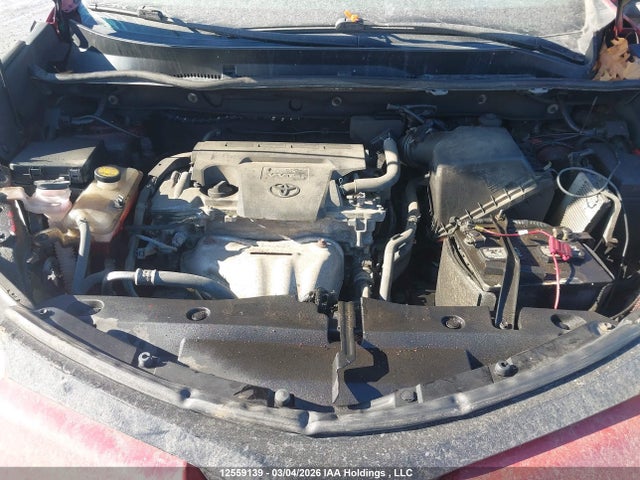 2T3JFREV8GW427170 Toyota RAV4 SE