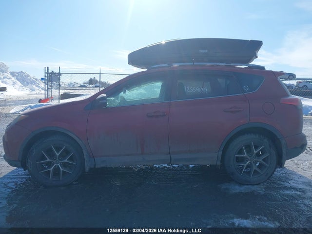2T3JFREV8GW427170 Toyota RAV4 SE