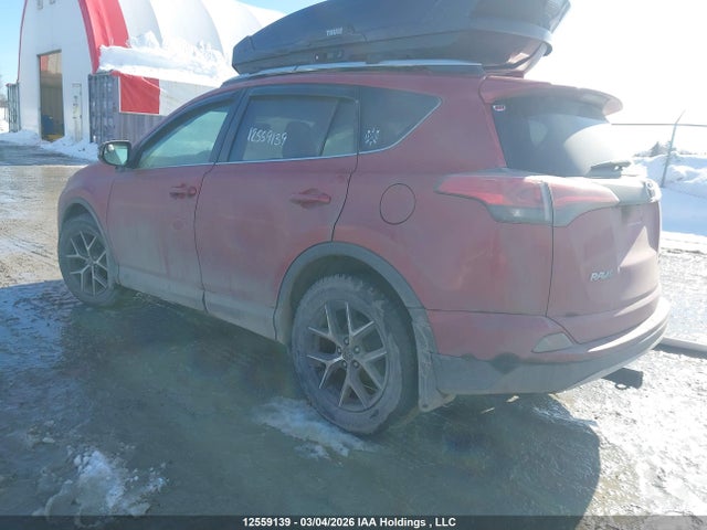 2T3JFREV8GW427170 Toyota RAV4 SE