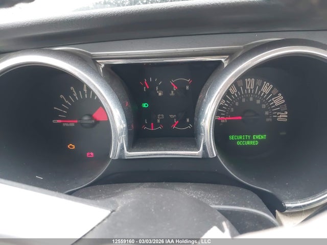 2005 Ford Mustang Gt მანქანა იყიდება აუქციონზე, vin: 1ZVFT82H755146048, აუქციონის ნომერი: 12559160