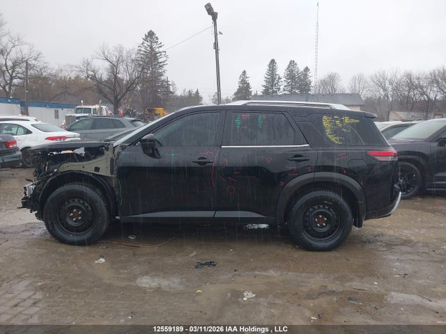 12559189 :رقم المزاد ، 5N1DR3CE4PC226322 vin ، 2023 Nissan Pathfinder Sl مزاد بيع