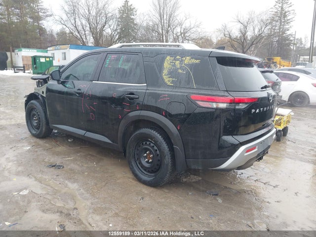 12559189 :رقم المزاد ، 5N1DR3CE4PC226322 vin ، 2023 Nissan Pathfinder Sl مزاد بيع