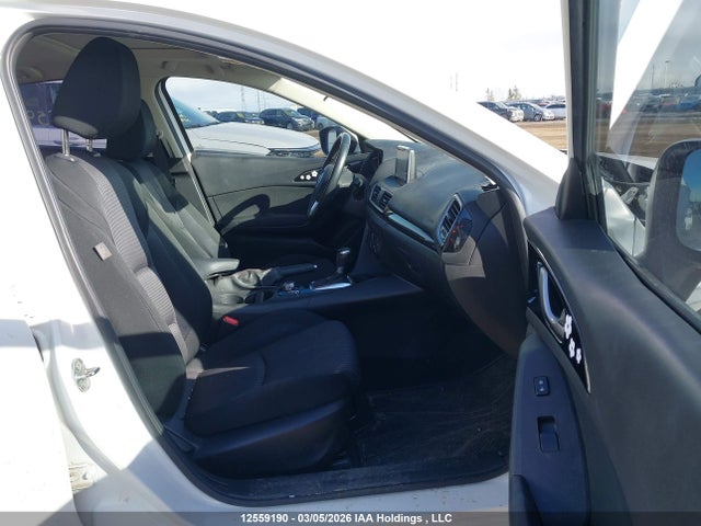 JM1BM1V73E1133930 Mazda Mazda3 Gs-sky