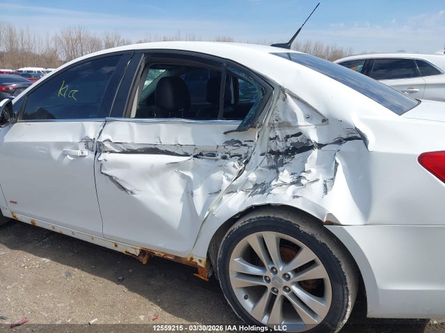 1G1PE5SB5E7417732 Chevrolet Cruze 2lt