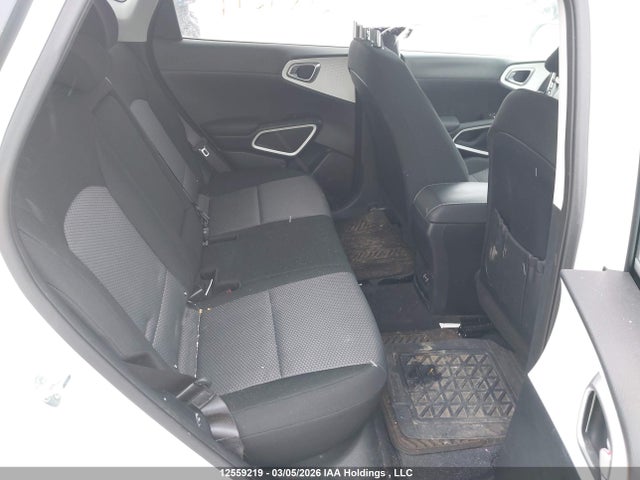 KNDJ23A20P7032562 KIA Soul Ev Premium