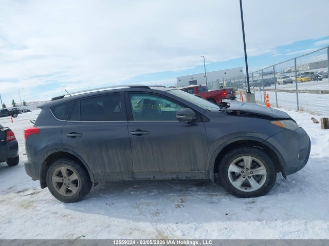 12559224 :رقم المزاد ، 2T3RFREV1EW152192 vin ، 2014 Toyota Rav4 Xle مزاد بيع