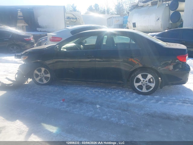 2013 Toyota Corolla S/le მანქანა იყიდება აუქციონზე, vin: 2T1BU4EE0DC927603, აუქციონის ნომერი: 12559233