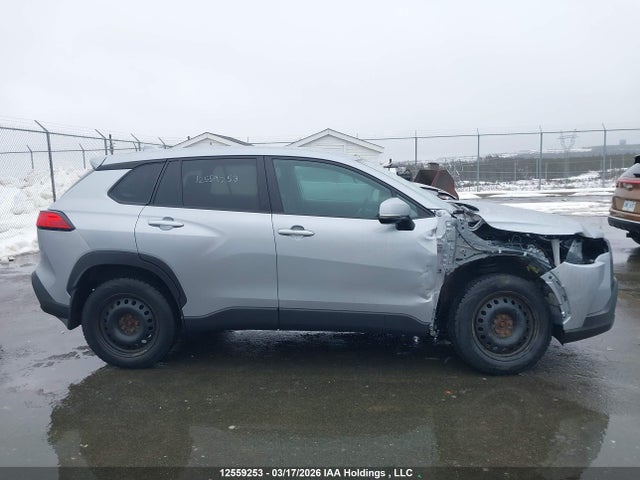 Aukcja sprzedaży 2022 Toyota Corolla Cross Le, vin: 7MUCAABG4NV015900, numer aukcji: 12559253