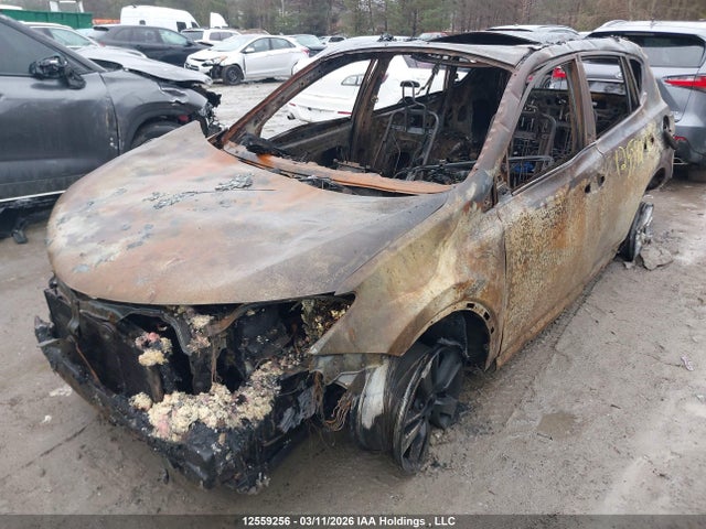 2T3RFREV8JW773729 Toyota Rav4 Adventure/xle