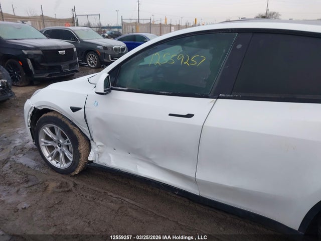 5YJYGDEE7LF026000 Tesla Model Y