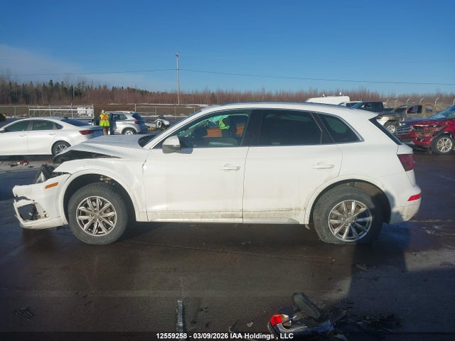 WA1BNAFY2J2072685 Audi Q5 Premium Plus